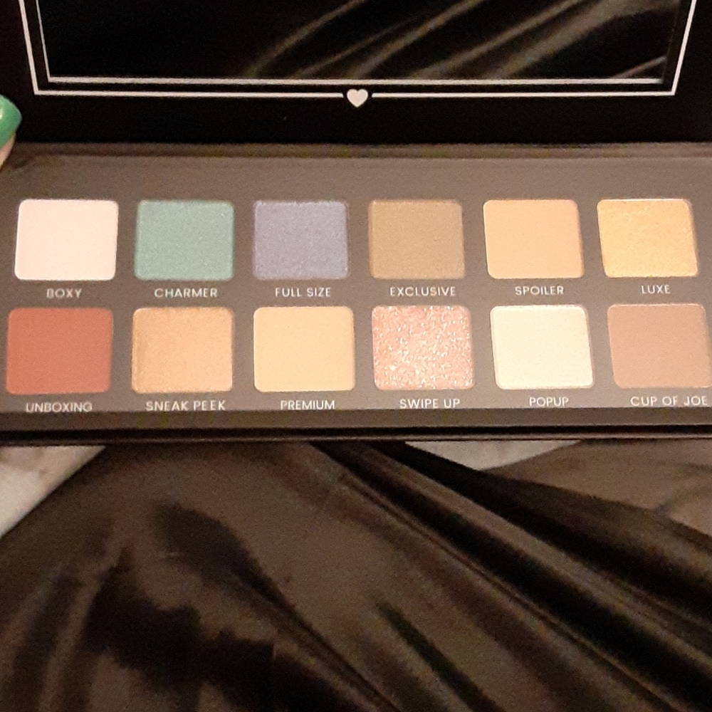 Shadow palette - Picture 2 of 7